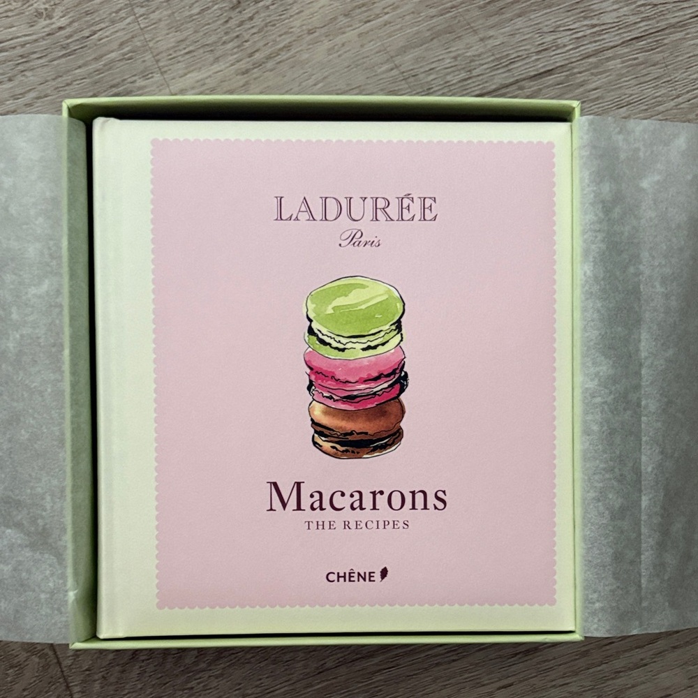 Laduree Macarons Recipe Book